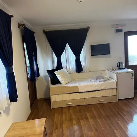 Yenivadi 木屋